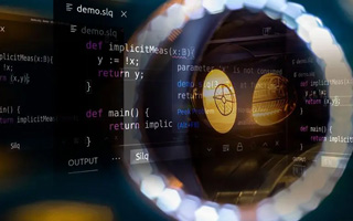 揭阳 ,php声明和调用变量的符号是什么？